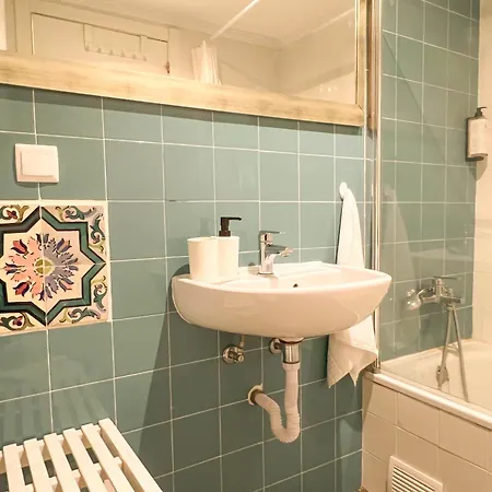 Madragoa Charm & Comfort *