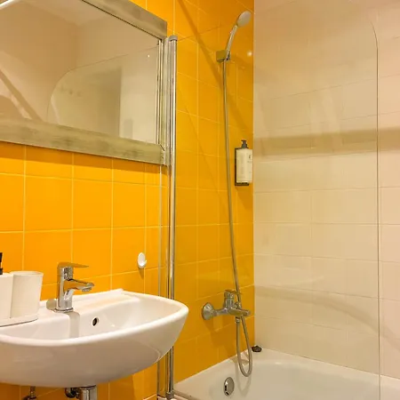 Madragoa Charm & Comfort Apartament *