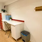 아파트 Madragoa Charm & Comfort *