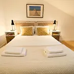 아파트 Madragoa Charm & Comfort
